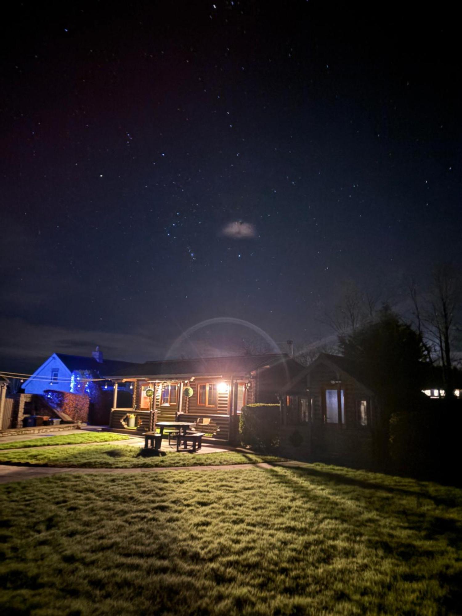 Cosy Countryside Log Cabin Apartment Kilkenny Exterior photo