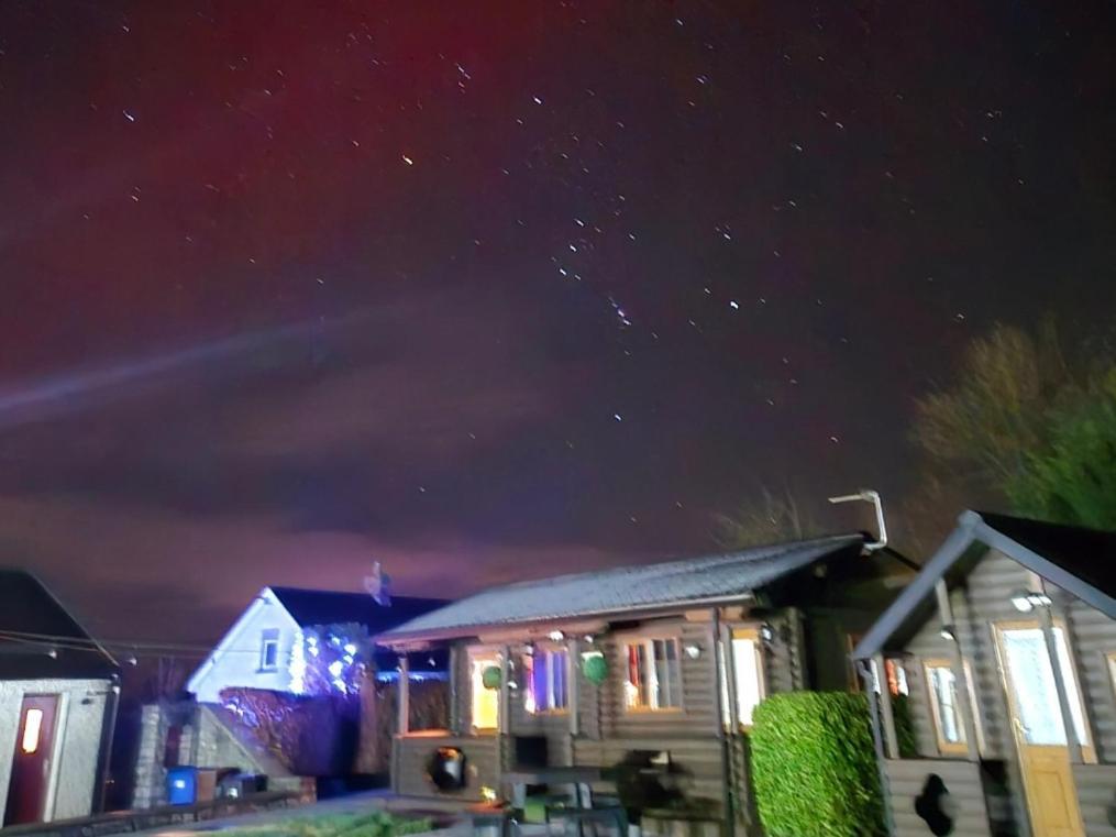 Cosy Countryside Log Cabin Kilkenny Exterior photo